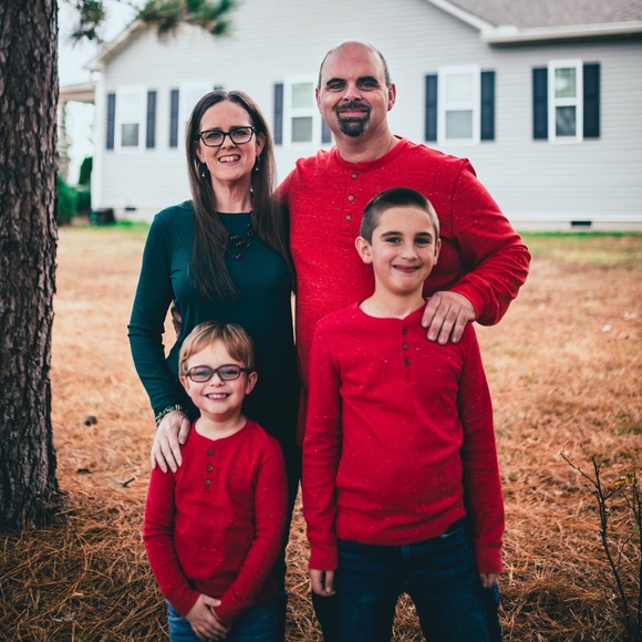 Meet your Posher, Christina - Picture 1 of 1